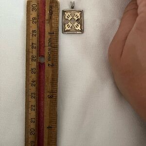 Elegant sterling silver Pendant